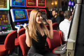 Studio kasino langsung SA Gaming dengan dealer profesional di post4d